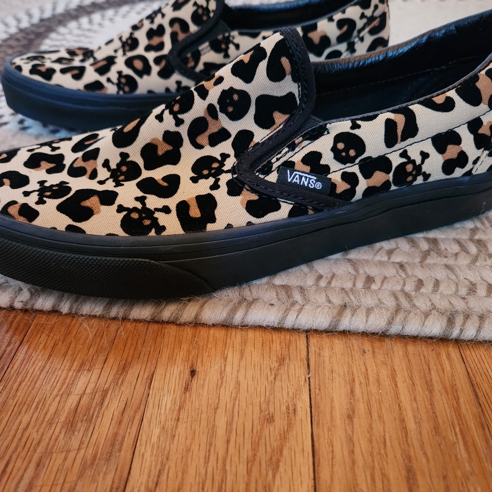 Vans Leopard and Skull Print Slip-On Sneakers - Picture 8 of 11